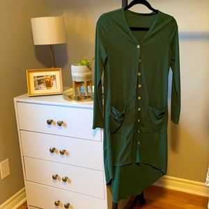 2/15$ Amazon Essentials Forest Green High-Low Button Down Sweater